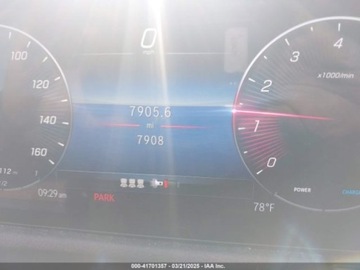 Mercedes GLA II 2024 Mercedes-Benz GLA 2024r., GLA 250, od ubezpieczalni 2.0 Benzyna 221KM, zdjęcie 9