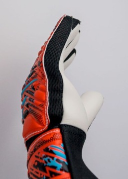 ДЕТСКИЕ ВРАТАРСКИЕ ПЕРЧАТКИ ДЛЯ МАЛЬЧИКА REUSCH EURO 2024