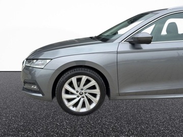 Skoda Octavia IV Scout 1.5 TSI ACT 150KM 2022 Skoda Octavia Virtual Cockpit, tempomat, kamera cofania 1.5 Benzyna 150KM, zdjęcie 5
