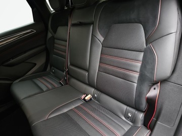 Renault Arkana SUV 1.3 TCe 158KM 2022 Renault Arkana Arkana 1.3 TCe mHEV R.S. Line EDC, zdjęcie 23