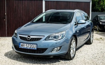 Opel Astra J Sports Tourer 1.4 Turbo ECOTEC 140KM 2011 Opel Astra 1.4T 140KM Led Xenon PDC Climatronic serwis ASO Alu 1.4 Benzyna, zdjęcie 8