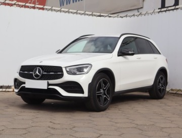 Mercedes GLC C253 SUV Facelifting 2.0 200d 163KM 2020 Mercedes GLC GLC 200 d 4MATIC, Salon Polska, zdjęcie 1