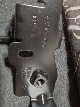 UCHWYT MOCOWANIE PRZEWODU WODY DACIA RENAULT P-Ń