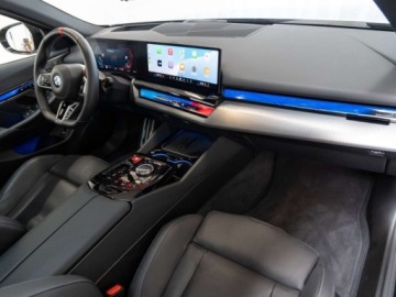 BMW Seria 5 G90-91 M Sedan 4.4 V8 727KM 2025 BMW Seria 5 M5 Sedan 4.4 (727KM) 2025, zdjęcie 9