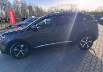 Peugeot 3008 II Crossover 1.2 PureTech 130KM 2018 Peugeot 3008 bezwypadekserwis asoALLUR BIZNESpanorama 1.2 Benzyna 130KM, zdjęcie 5