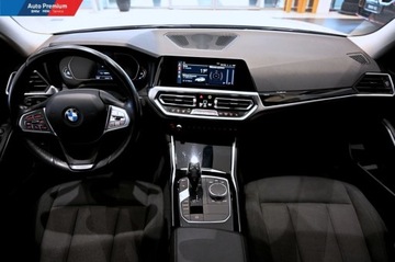 BMW Seria 3 G20-G21 2021 BMW Seria 3 318d TouringFV23LED Fog LightsModel AdvantageBMW Individual, zdjęcie 9