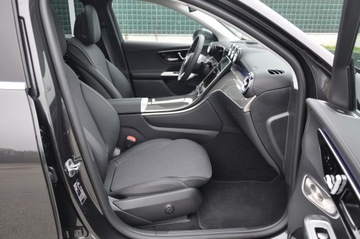 Mercedes GLC C254/X254 Coupe 2.0 220d 197KM 2024 Mercedes GLC 220d COUPE 4MATIC Krajowy Bezwypadkowy Na Gwarancji Fabrycznej, zdjęcie 9