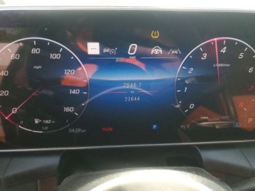 Mercedes GLC C254/X254 2025 Mercedes-Benz GLC 300 4matic 2025 2.0 Benzyna 255KM, zdjęcie 9