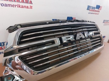 2019-22 RAM 1500 OEM CHRÓM MASKA (68404965AE)