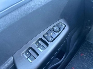 Kia Sportage IV SUV Facelifting 1.6 T-GDI 177KM 2021 Kia Sportage 1.6 T - GDI DCT 177 KM Tempomat Kamera Cofania 1.6 177KM, zdjęcie 22