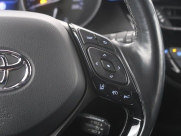 Toyota C-HR I Crossover 1.8 Hybrid 122KM 2016 Toyota C-HR 1.8 Hybrid, Salon Polska, Serwis ASO, zdjęcie 16