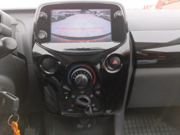 Toyota Aygo II Hatchback 3d Facelifting 1.0 VVT-i 72KM 2019 Toyota Aygo 1.0 VVT-i Prime X-cite II (2014-) 1.0, zdjęcie 15