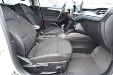 Ford Focus IV Kombi Facelifting 1.0 EcoBoost 125KM 2023 Ford Focus SalonPL 1.0 125KM Combi Titanium Climatronic Tempomat LED VAT23, zdjęcie 30