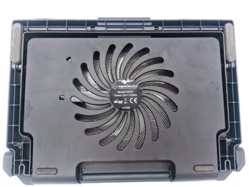 ОХЛАЖДАЮЩАЯ ПОДСТАВКА ДЛЯ 15,6-ДЮЙМОВОГО НОУТБУКА SAMUM