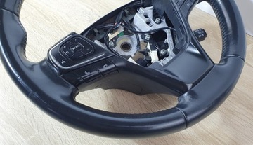 TOYOTA AVENSIS III T27 FACELIFT T29 2015-> VOLANT