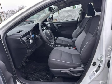 Toyota Auris II Hatchback 5d Facelifting 1.33 Dual VVT-i 99KM 2016 Toyota Auris 1.33 99 KM/Salon Polska/IWŁ/FV 23%, zdjęcie 10