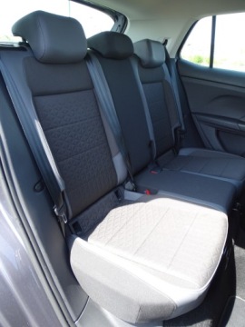 Volkswagen T-Cross SUV 1.0 TSI 110KM 2022 Volkswagen T Cross Kamera Nawigacja Grzane Fotele Tempomat Aktywny, zdjęcie 15
