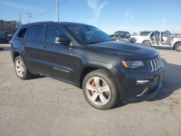 Jeep Grand Cherokee IV 2016 Jeep Grand Cherokee 2016 JEEP GRAND CHEROKEE SRT-8 6.4 Benzyna 294KM, zdjęcie 3