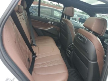 BMW X5 G05 2021 BMW X5 M50I 2021 4.4l 4.4 Benzyna 523KM, zdjęcie 11