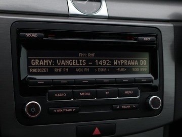 Volkswagen Passat B7 Variant 1.6 TDI CR DPF BlueMotion 105KM 2011 VW Passat 1.6 TDI, Klima, Klimatronic, Tempomat, zdjęcie 11