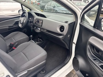 Toyota Yaris III Hatchback 5d Facelifting 2017 1.5 Hybrid 100KM 2020 Toyota Yaris Hybrid 100 Active III (2011-2019) Toy, zdjęcie 23