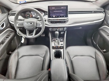 Jeep Compass II 2024 Jeep Compass Latitude Lux 2024 2.0l 2.0 Benzyna 200KM, zdjęcie 8