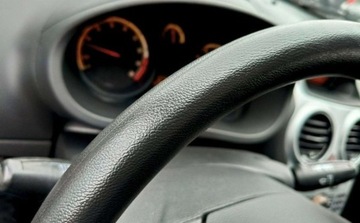 Opel Corsa D Hatchback 5d Facelifting 1.2 Twinport ECOTEC 70KM 2013 Opel Corsa Opel Corsa 1.2 Benzyna 70KM, zdjęcie 7