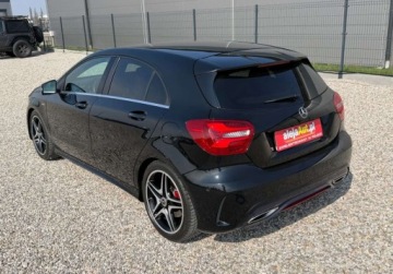 Mercedes Klasa A W176 Hatchback 5d Facelifting 250 Sport 218KM 2017 Mercedes-Benz Klasa A A250 2.0 Benz 218 KM IDEALNY 2017r 129.000 km War, zdjęcie 4