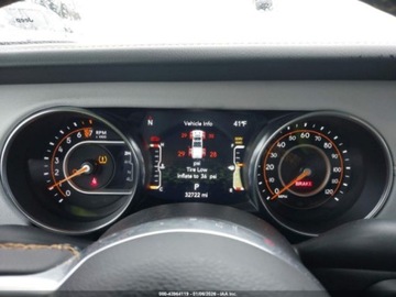 Jeep Gladiator 2023 Jeep Gladiator High Altitude 2023 3.6 Benzyna 285KM, zdjęcie 11