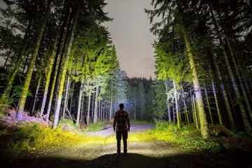 MOCNA LATARKA WIELOFUNKCYJNA 5 x LED T6 WOJSKOWA