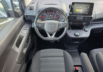 Opel Combo E Kombivan 1.2 Turbo 131KM 2022 Opel Combo 1,2 131KM AUT - Elegance, serwisowany, FV23 1.2 Benzyna 131KM, zdjęcie 13