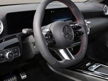 Mercedes CLA C118/X118 2025 MERCEDES-BENZ CLA 250 e AMG Line Sedan 1.3 (272KM) 2025, zdjęcie 5