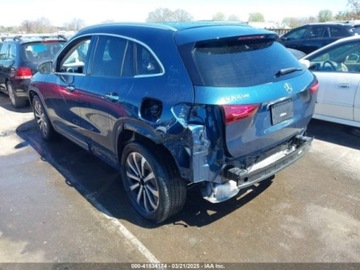 Mercedes GLA II 2022 Mercedes-Benz GLA 2022r., GLA 250, od ubezpieczalni 2.0 Benzyna 221KM, zdjęcie 2