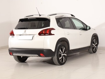 Peugeot 2008 I SUV Facelifting 1.2 PureTech 110KM 2019 Peugeot 2008 1.2 PureTech, Salon Polska, zdjęcie 4