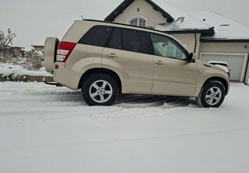 Suzuki Grand Vitara II SUV 2.0 i 16V 140KM 2007 Suzuki Grand Vitara Suzuki Grand Vitara 2.0 De luxe 2.0 Benzyna 140KM, zdjęcie 3