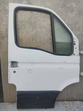 DVEŘE PRAVÝ PŘEDNÍ IVECO DAILY 99-06R 102