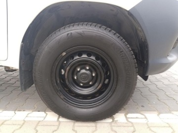 Toyota Hilux VIII Pojedyncza kabina 2.4 D-4D 150KM 2017 Toyota Hilux 2.4 D-4D Double Cab DLX 4x4 Toyota Hi, zdjęcie 10