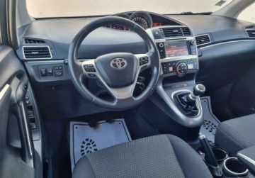 Toyota Verso Minivan Facelifting 1.6 D-4D 112KM 2014 Toyota Verso SLICZNA 1.6 D4D Diesel ORYGINAL Bogata Wersja ZADBANA 2015r S, zdjęcie 5