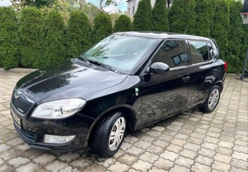 Skoda Fabia II Hatchback Facelifting 1.2 TDI CR DPF 75KM 2011 Skoda Fabia 1.2 turbo diesel 1 wlasciciel 100 serwisowany 1.2 75KM, zdjęcie 2