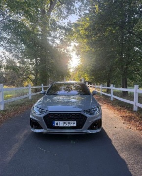 Audi A4 B9 RS4 Avant Facelifting 2.9 TFSI 450KM 2023 Audi RS4 Avant Audi RS4 Avant Avant quattro tiptronic 2.9 Benzyna 450KM, zdjęcie 4