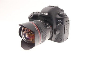 Canon EOS 5D Mark IV выставлена ​​на 25 000 злотых в качестве новой BG E 20 на другом аукционе