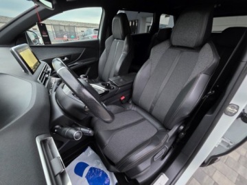Peugeot 5008 II Crossover 1.2 PureTech 130KM 2017 Peugeot 5008 1.2 130Ps GT-LINE Full Led 7 Foteli Bialy Gwarancja 1.2, zdjęcie 14