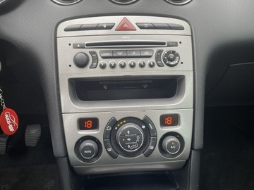 Peugeot 308 I Hatchback 5d 1.6 THP 150KM 2008 Peugeot 308 1.6 benzyna Zarejestrowany, zdjęcie 11