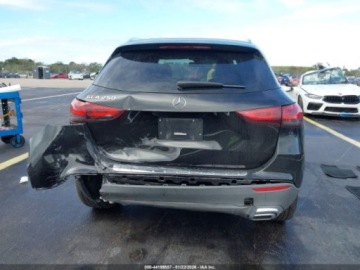 Mercedes GLA II 2022 Mercedes-Benz GLA 250 2022 2.0 Benzyna 221KM, zdjęcie 4