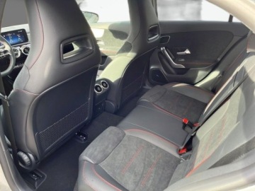 Mercedes Klasa A W177/V177 2023 Mercedes-Benz Klasa A A 250 e AMG MULTIBEAM LED Panorama Burmester Ni, zdjęcie 9