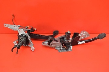 ПЕДАЛЬ ПЕДАЛЬ СЦЕПЛЕНИЯ ТОРМОЗ FORD FOCUS MK2 08R