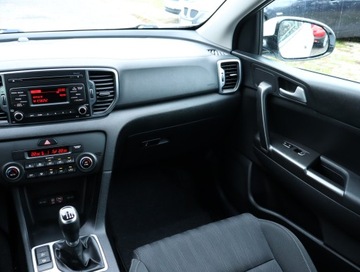 Kia Sportage III SUV Facelifting 1.7 CRDi 115KM 2016 Kia Sportage 1.7 CRDi, Salon Polska, Serwis ASO, zdjęcie 7