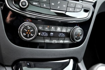 Peugeot 508 I SW Facelifting 2.0 BlueHDi 150KM 2015 Peugeot 508 SW 2,0 HDI 150 KM GT-Line JBL Navi, zdjęcie 21