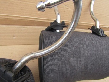 3 MERCEDES W124 SEDAN ЗАДНИЙ ПОДГОЛОВНИК В ЗАДНЕМ БАССЕЙНЕ 2 ШТ. + КРЫШКИ