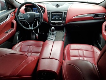 Maserati Levante 2017 Maserati Levante S Sport 2017 3.0l 3.0 Benzyna 424KM, zdjęcie 8